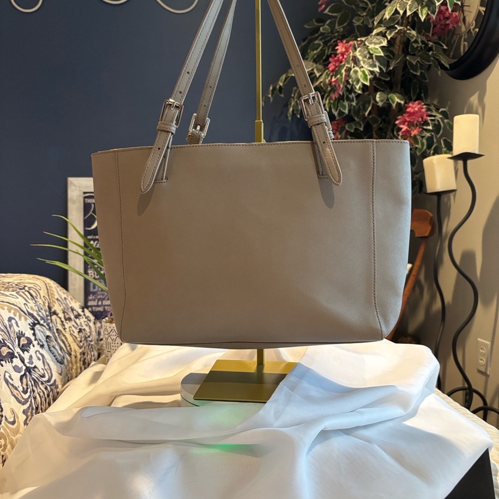 Tory Burch Leather Tote - Picture 8 of 17
